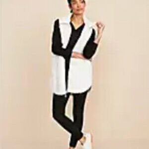 LOFT Lou & Grey sherpa vest